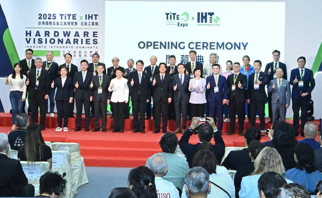 ▲總統出席「TiTEXIHT台灣國際五金工具博覽會」邁向智慧製造的國際新典範。(記者張玉泰攝)