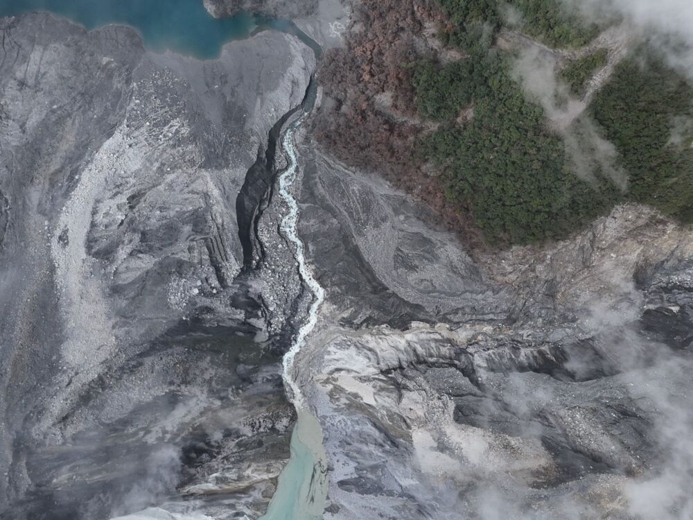 馬太鞍溪段新增堰塞湖蓄滿可達60萬噸 林保署啟動緊急防災應變 244 馬太鞍溪段新增堰塞湖蓄滿可達60萬噸 林保署啟動緊急防災應變 243