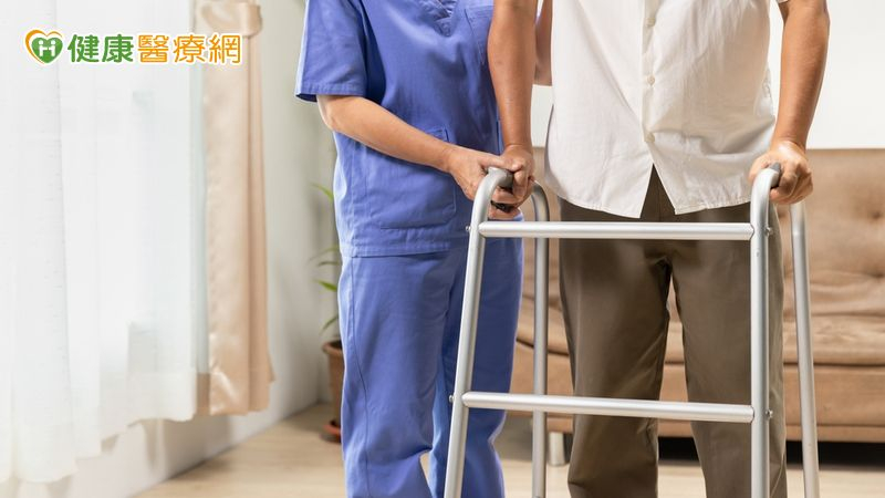 60歲以上半數受退化性關節炎所苦 「高頻熱凝療法」精準止痛