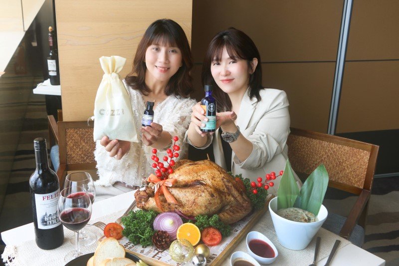 和逸飯店‧高雄中山館Cozzi THE Roof搶攻歲末聚餐商機 尾牙春酒、火雞分享餐超值優惠齊發
