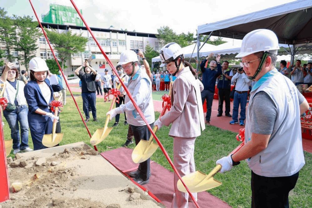 富禮國中新館與操場啟用 高虹安「新竹好學」理念具體實踐再加一 219 照片來源:新竹市政府