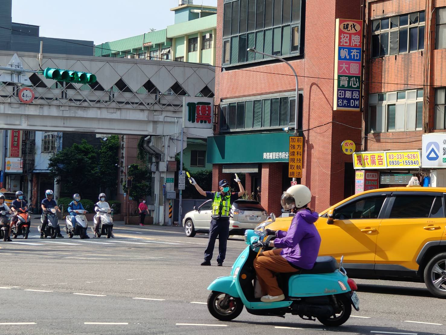 桃園萬聖城光復節連假登場 桃警鼓勵民眾搭乘免費接駁車 S 70901784