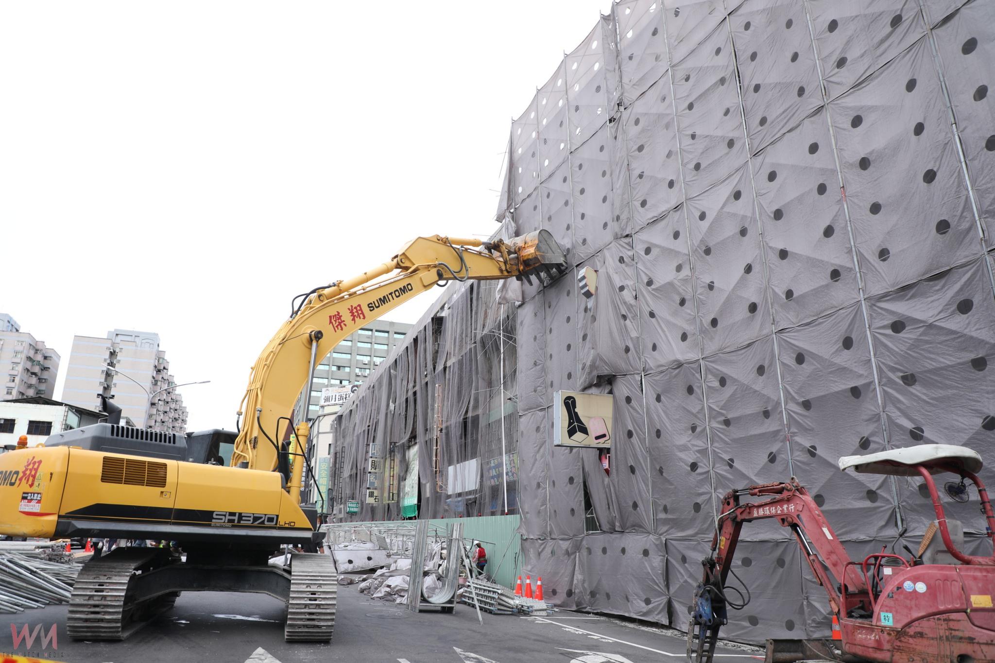 中央市場鷹架倒塌　中市府勒令停工依法開罰18萬元 - https://www.watchmedia01.com