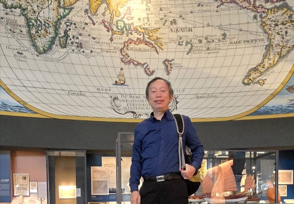智威科技董事長鍾鵬宇,透過材料與製程創新以系統性思維打造功率半導體新封裝技術平台。(圖/智威科技 提供)