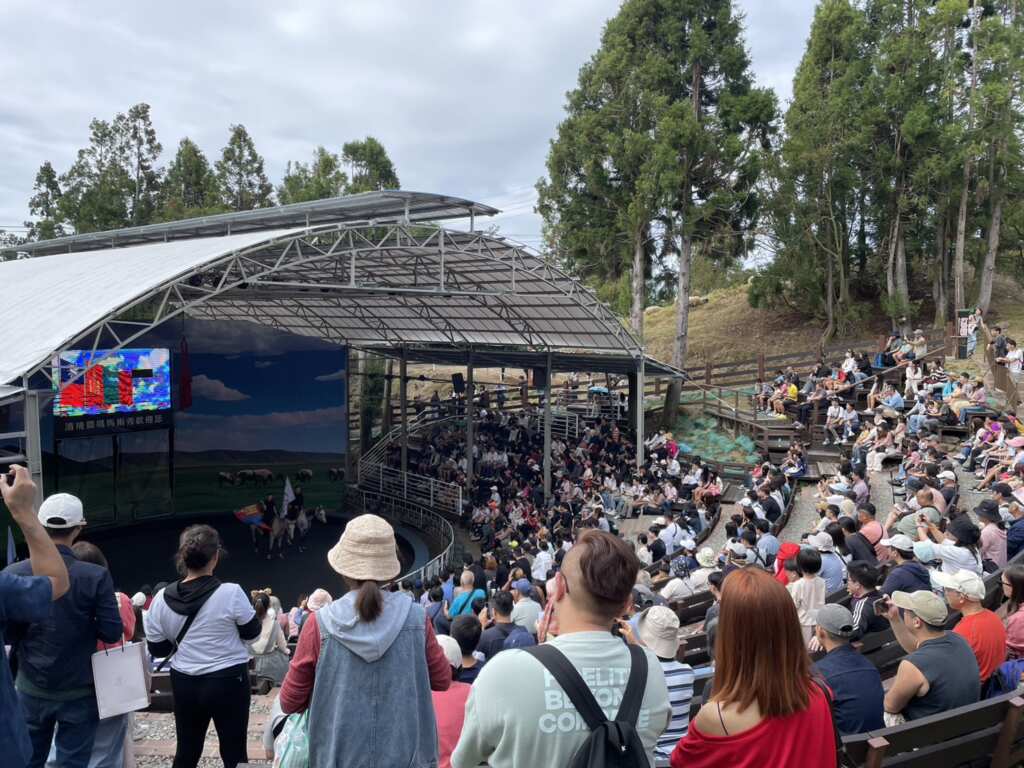 ▲清境農場光復節連假湧現旅遊熱潮,首日入園人數上看4500人。
