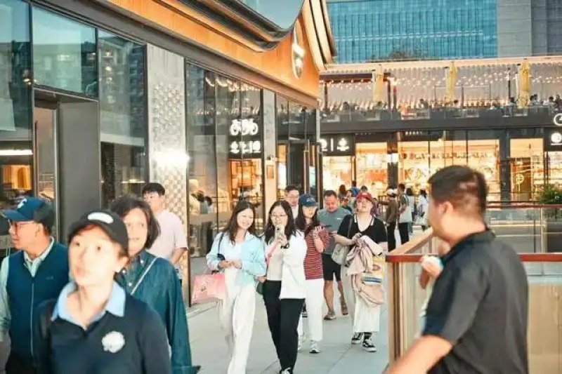 北京前三季新設首店逾600家 非核心商圈零售版圖持續擴張