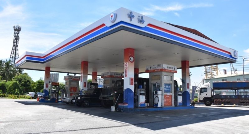 中油:10/27起汽、柴油各調漲 0.5 元及 0.6 元