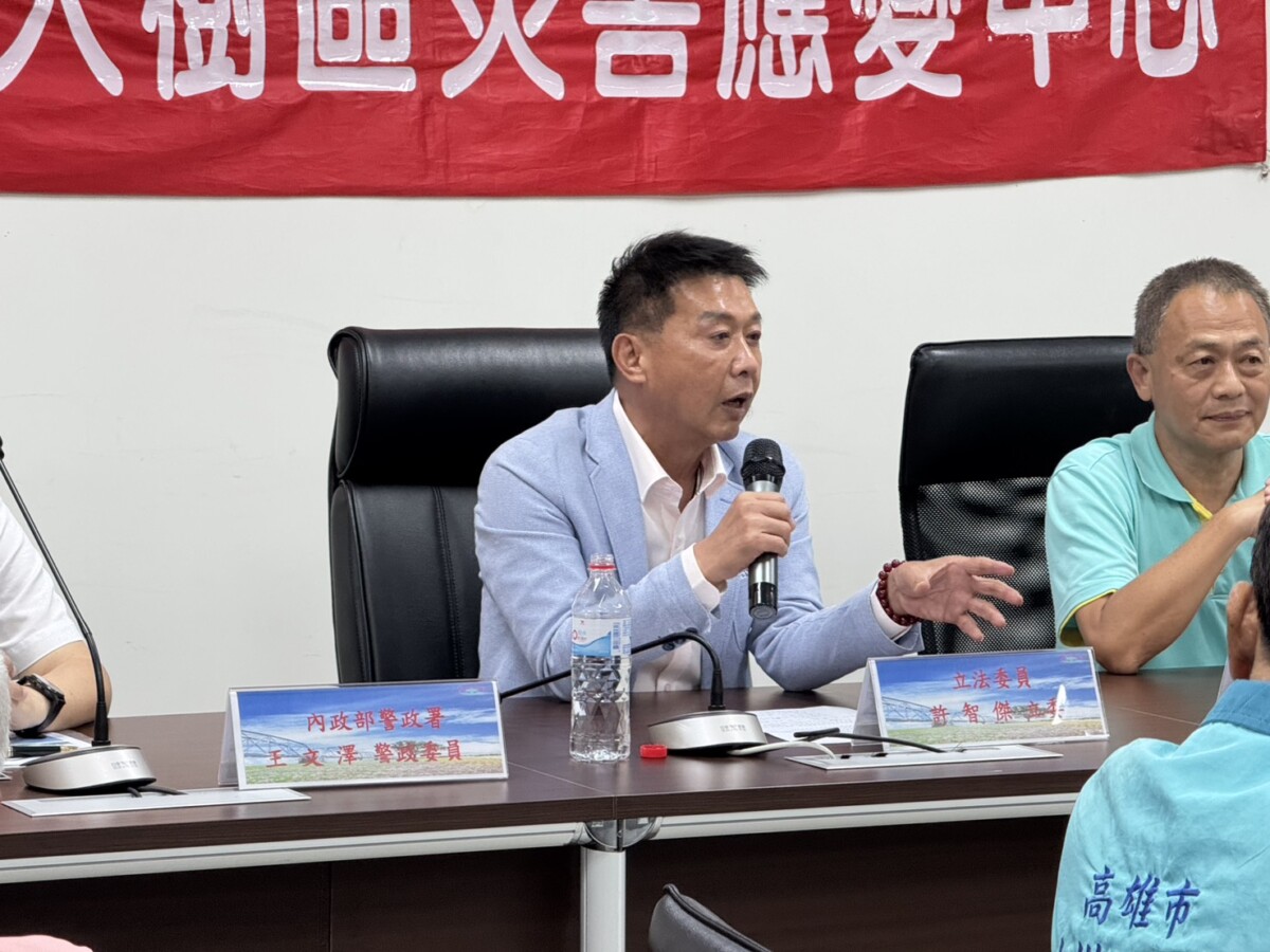 ▲許智傑全面輔導確保養豬產業穩定發展與供應安全。(記者 李堂安 翻攝)