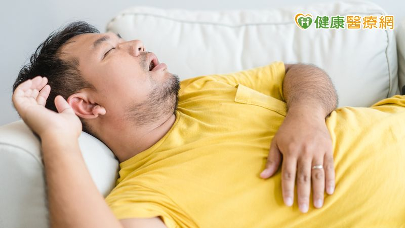 鼾聲如雷恐非小事 睡眠呼吸中止症暗藏猝死風險