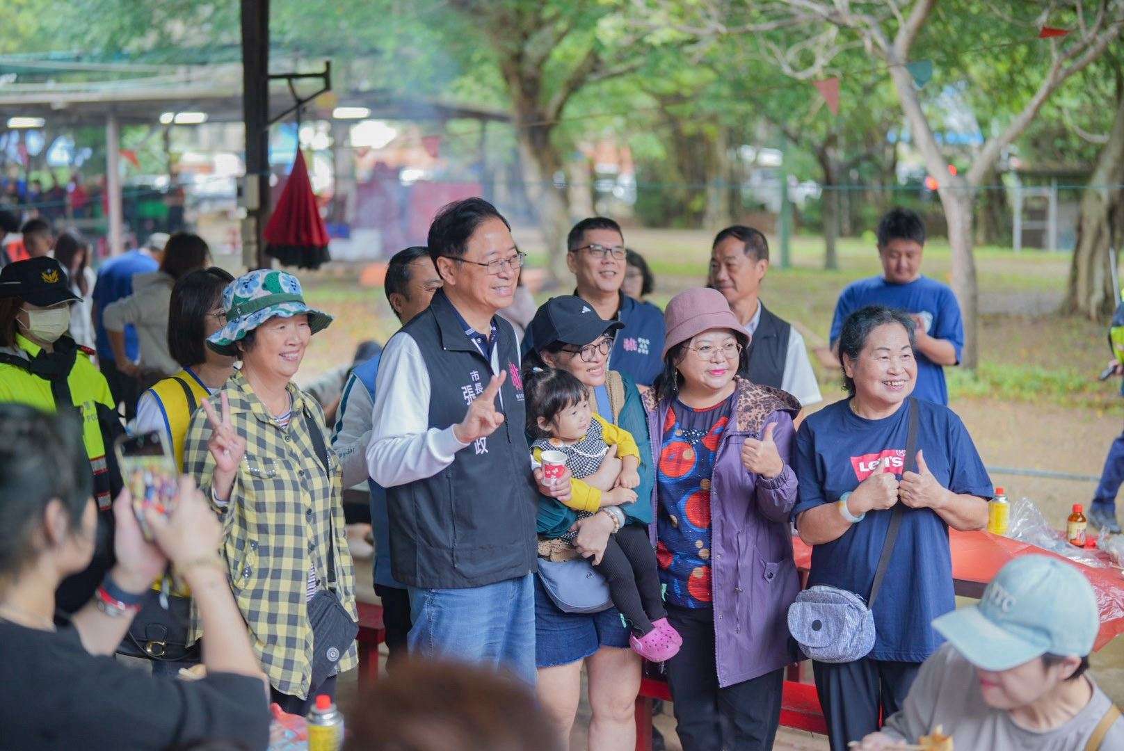 家庭日舉辦烤肉聯誼活動 張善政肯定華通電腦公司凝聚力、團隊精神 84c7b3b2 b426 475a ab02 8eba3a690854