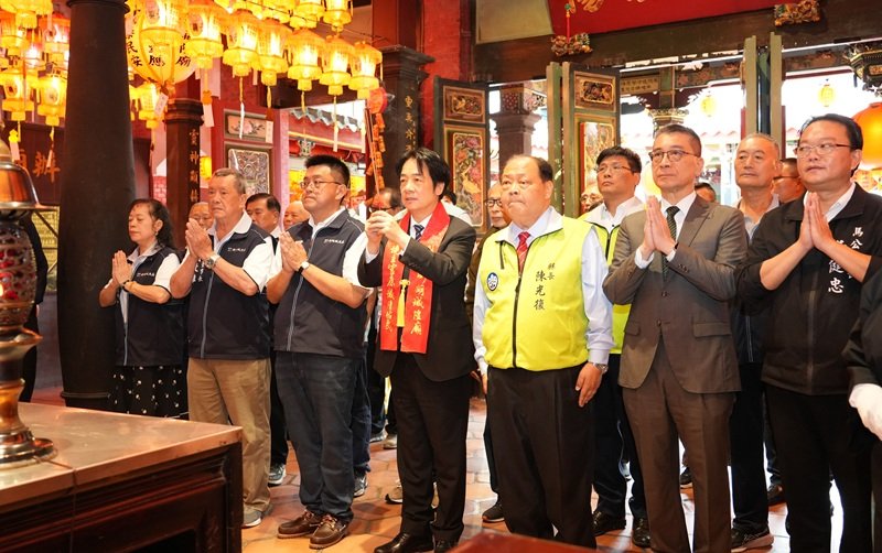 賴清德赴天后宮、城隍廟參拜 祈求國泰民安、風調雨順