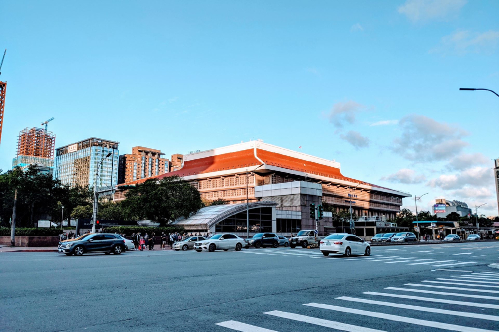 台北車站性侵案 邱姓通緝犯起訴求刑7年 242 台北車站性侵案 邱姓通緝犯起訴求刑7年 241