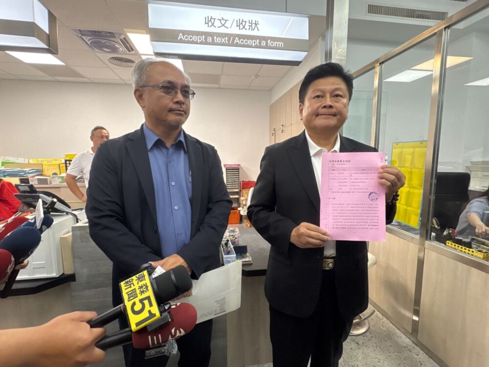 今怒告張峻6罪名再揭前晚收鬧場線報 傅崐萁:以正綱常不可姑息 236 今怒告張峻6罪名再揭前晚收鬧場線報 傅崐萁:以正綱常不可姑息 235
