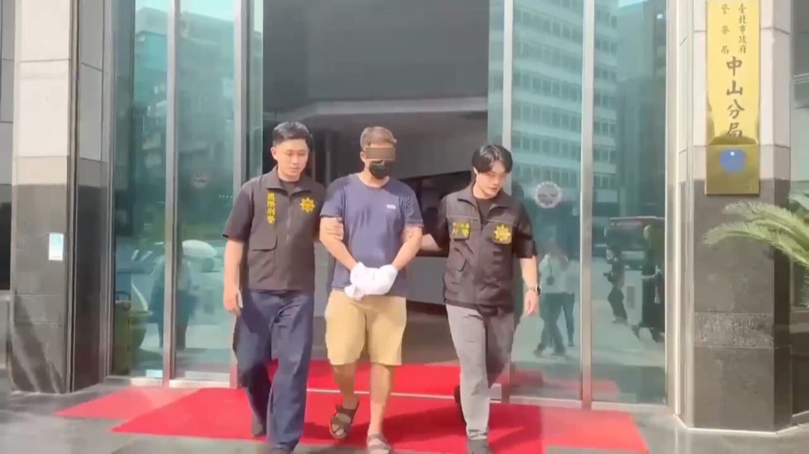 手機殼夾帶毒品走私入境　台馬警方合作起獲2千萬海洛因 249