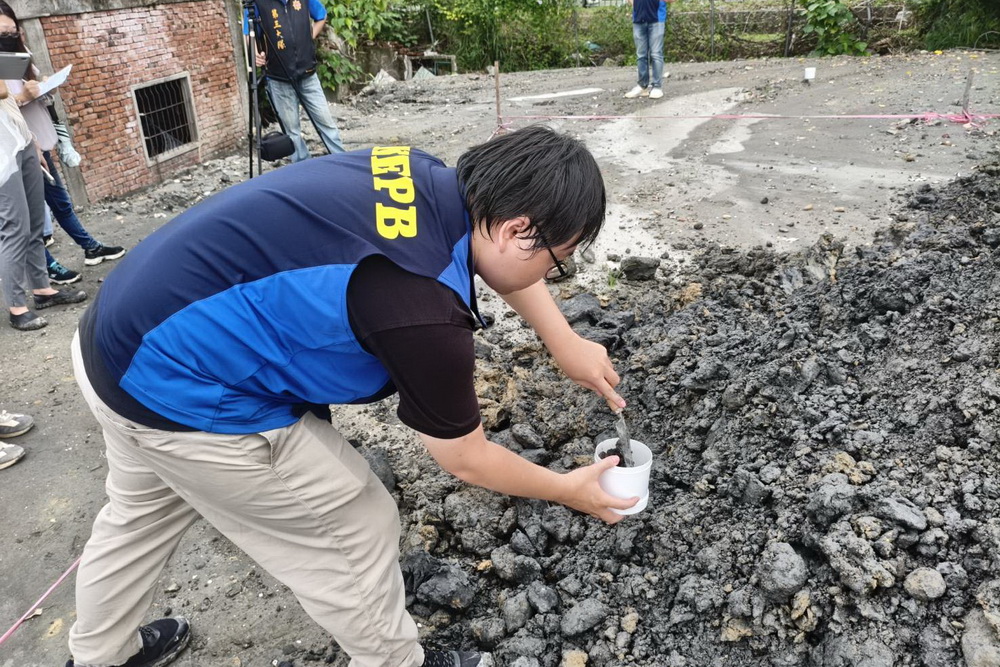 濫倒廢棄物大寮農地也淪陷　2業者羈押禁見 227