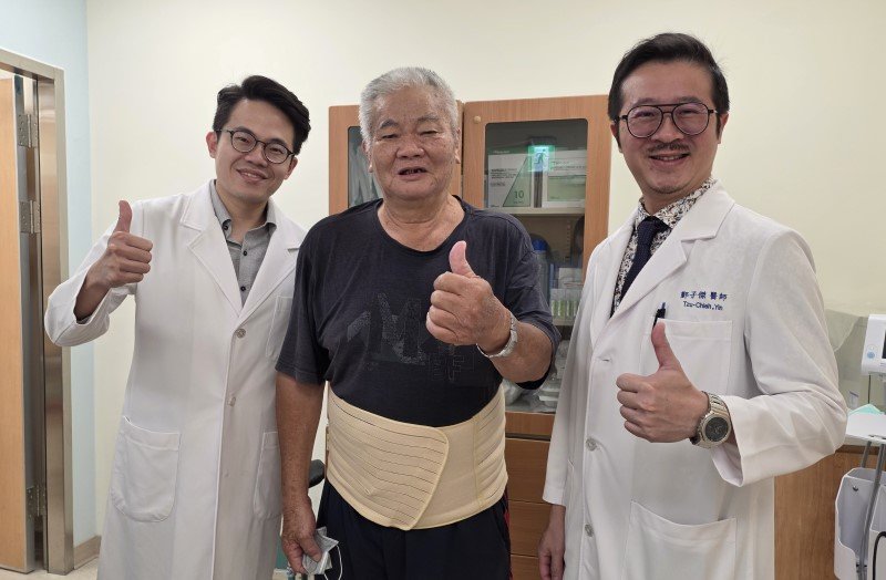七旬翁驚罹兩癌！兩科醫師接力「雙微創」手術助重生