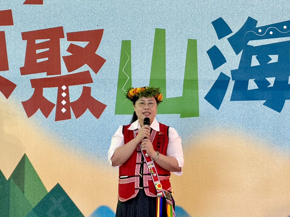 ▲中市府原民會主委楊馨怡致詞。(圖/記者顏淑娟攝)