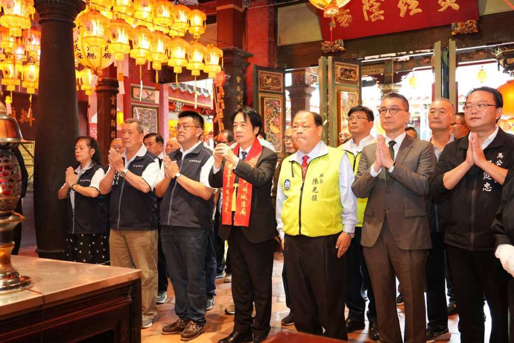 ▲賴清德赴天后宮、城隍廟參拜,祈求國泰民安、風調雨順。