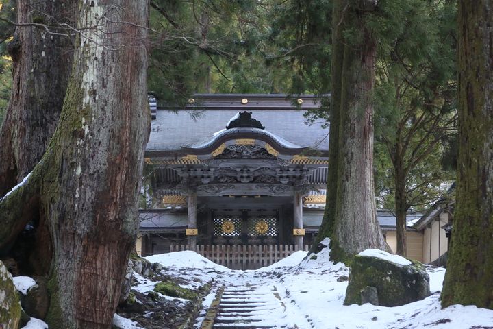 五箇山合掌村絕美光影盛宴x金澤町屋金箔工藝饗宴 溫泉養生之旅再升級