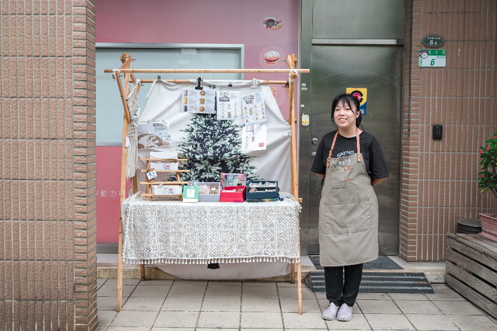 青年1及青年2庇護工場 促身障者自立 37 圖▲無薇不至青年1及2庇護工場,外商品販售展示區。