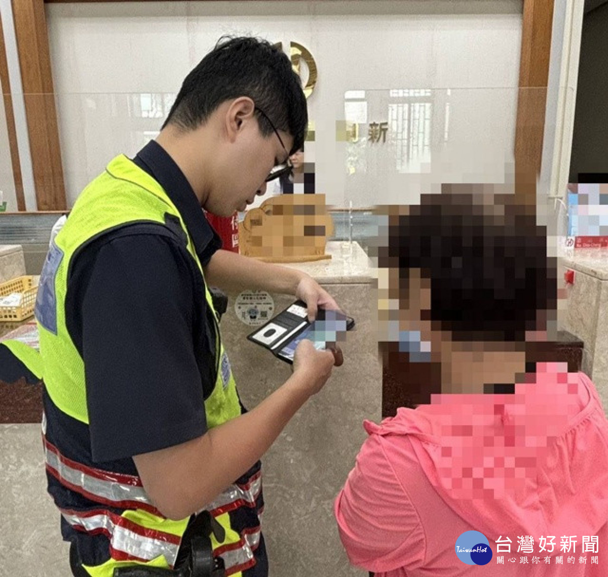 投資虛擬貨幣要慎查太平警勸阻女子急煞車險匯款