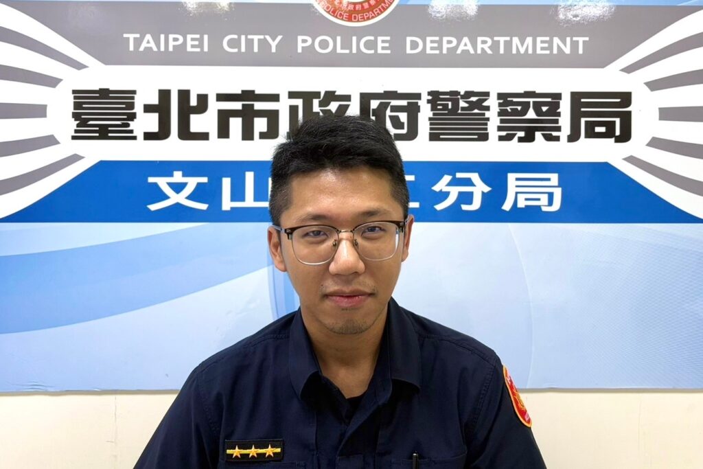 這樣的愛情讓人苦惱 男急掏百萬投資美女古董商 警拆騙局 25 %E4%BD%99%E6%98%93%E5%B1%95