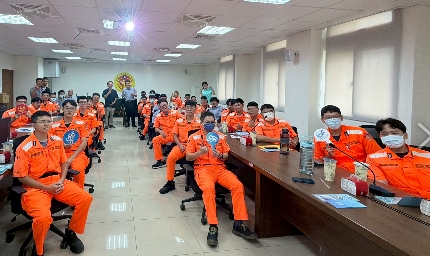 ▲圖1:東北季風期間,海巡署北部分署加強北海岸巡邏勤務,守護民眾安全(海巡署北部分署提供)(記者 李堂安 翻攝)