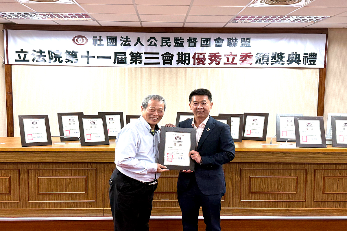 Cdff6bdeaf10af0c6012800157102ed6