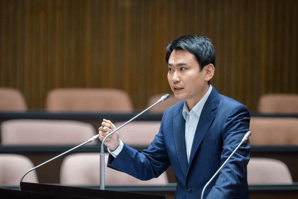 鄭麗文稱普丁「不是獨裁者」惹議 陳冠廷遺憾:民主不能被扭曲 216 照片來源:陳冠廷臉書