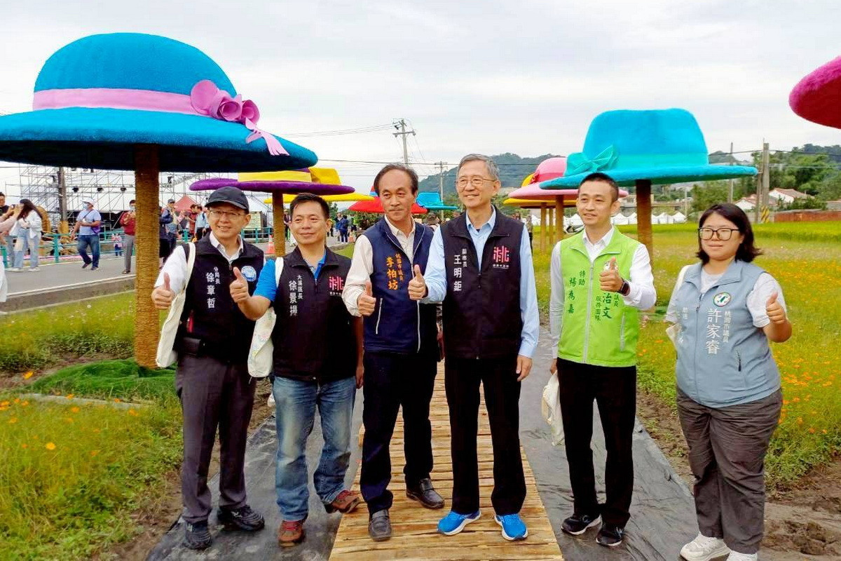 桃園市副市長王明鉅出參觀「2025桃園花彩節」活動。<br /><br /> 