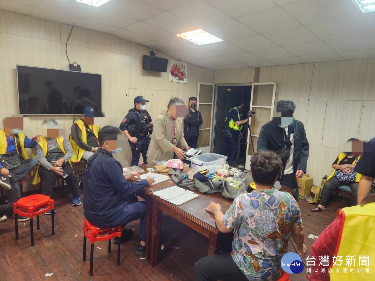 桃警團隊破獲推筒子職業賭場。