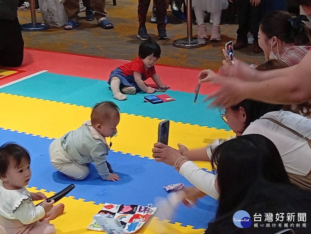 宏其婦幼醫院盛大舉辦32週年慶「親子同歡嘉年華會」。