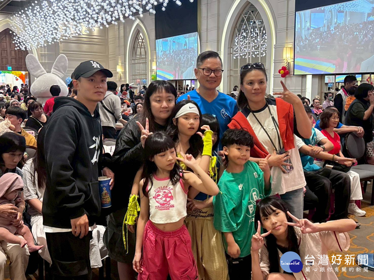 宏其婦幼醫院盛大舉辦32週年慶「親子同歡嘉年華會」。