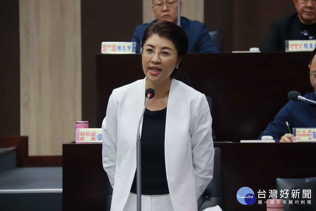 許縣長強調必須勇於面對推動必要的環保建設。(記者扶小萍攝)