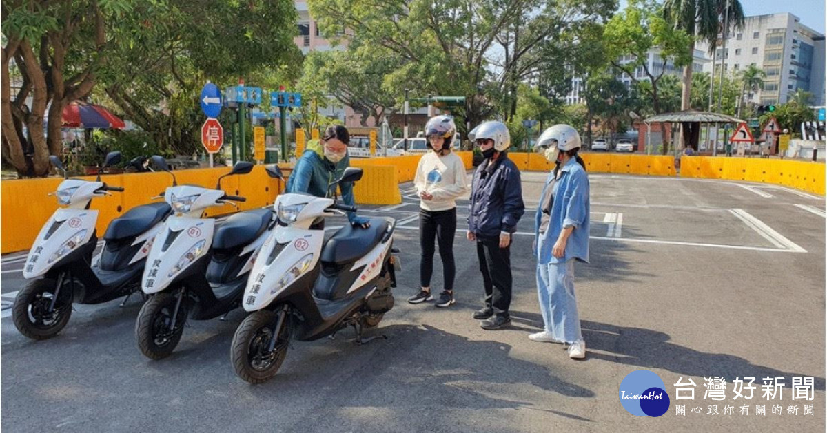 嘉義市今(114)年度補助900個名額已全數用罄，市府特別加碼再提供410個全額補助名額，讓更多市民免費參加機車駕訓課程／嘉義市府提供