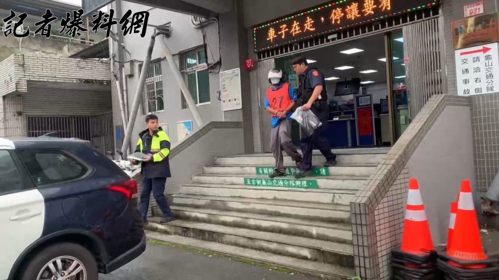 桃園醉男持30公分螺絲刀上客運咆哮「幫被打學生報仇」 -警到場火速壓制