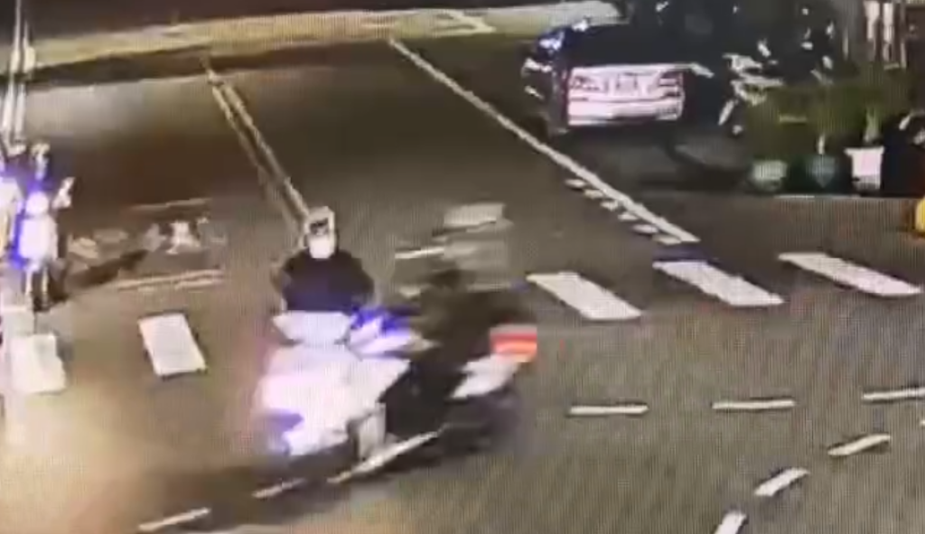撞擊畫面曝光! 彰化員林路口兩機車猛撞3人受傷