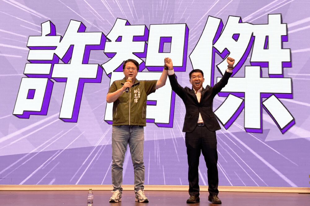 投入初選許智傑提設北高雄行政服務中心 籲接民調喊「唯一支持」 245 照片來源:許智傑國會辦公室