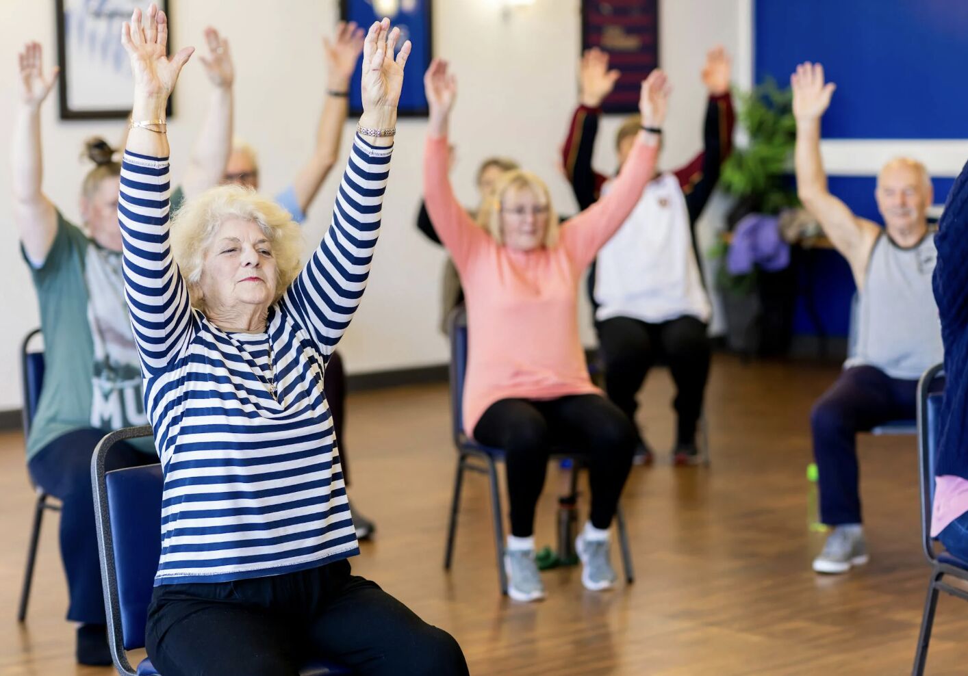 家有失能、失智者已聘外籍看護工注意! 今年新增「三類服務」 238 家有失能、失智者已聘外籍看護工注意! 今年新增「三類服務」 237