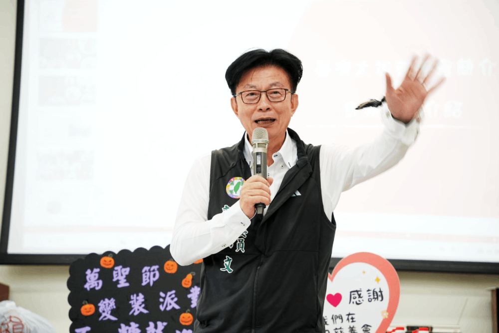 謝龍介今到案說明 郭國文重申:可監督、不可造謠 240 照片來源:郭國文臉書