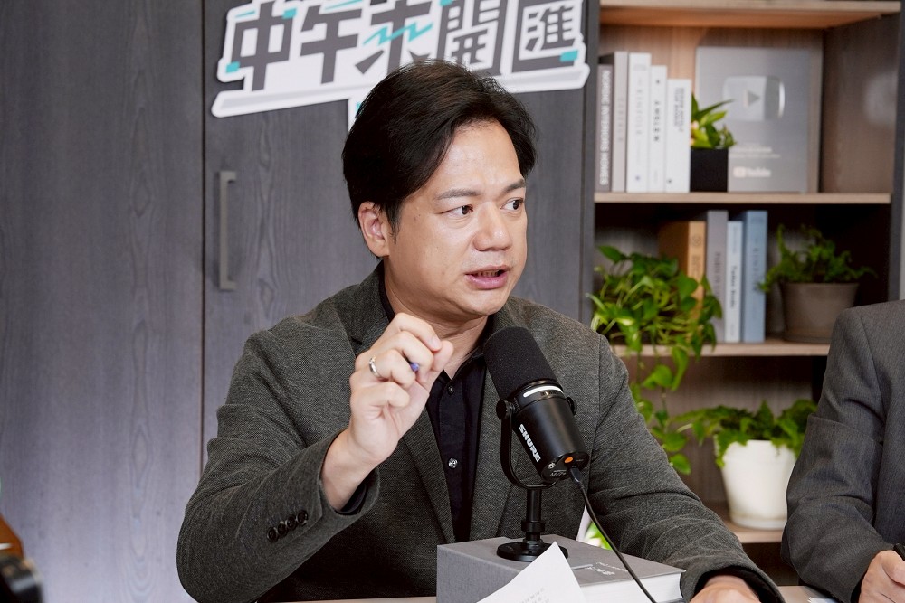 中午來開匯/直言新竹市必延續藍白合基調 邱臣遠:期盼司法還高虹安清白 222 中午來開匯/直言新竹市必延續藍白合基調 邱臣遠:期盼司法還高虹安清白 221