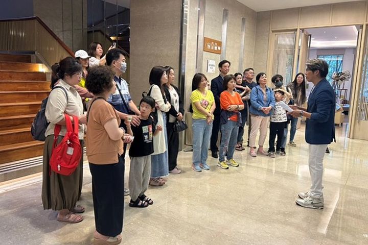 從畫筆到公益：陳子強用藝術療癒生命 知本金聯世紀酒店化身最美畫廊 