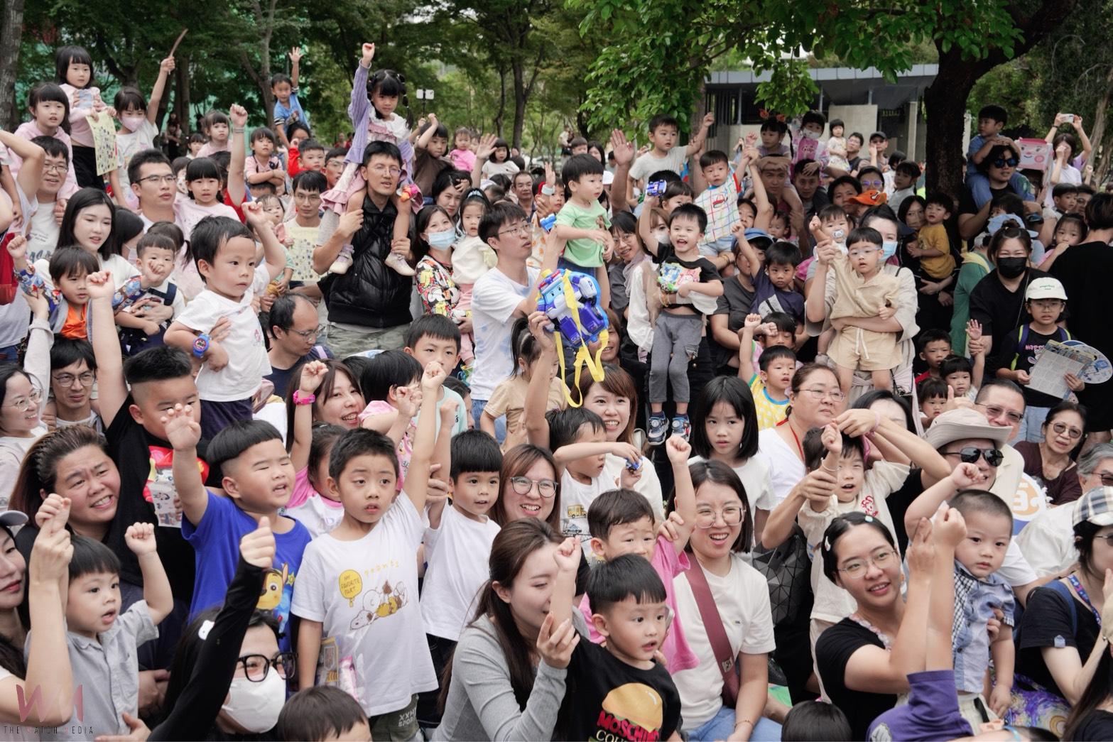 台中通野餐日人氣爆棚 數位局:東區湧泉公園超過8千親子同樂 - https://www.watchmedia01.com