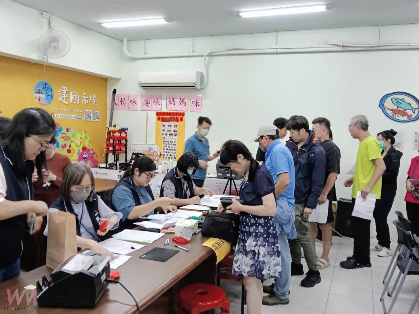 因應非洲豬瘟紓困補助 中市府首波發出121攤、逾181萬元攤商補助金 - https://www.watchmedia01.com