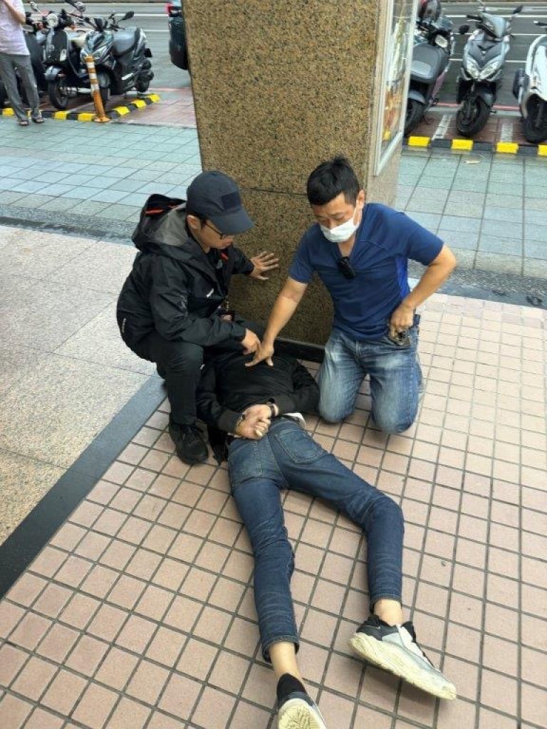 七旬翁信「生基改運」慘遭老梗詐騙 警設局活逮車手止血百萬損失