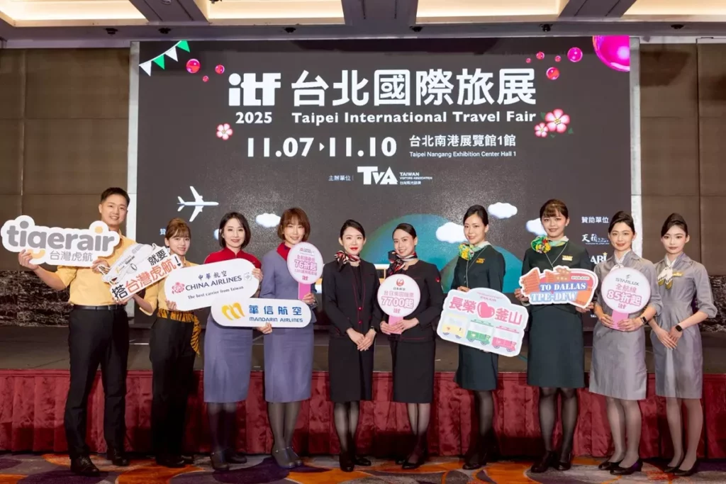 華航、長榮、星宇、虎航、日航等航空公司共同展出。(圖/台灣觀光協會提供)