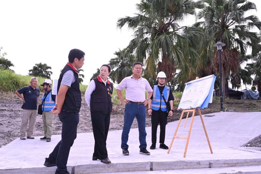 徐榛蔚會勘太平洋公園2工程進度 預計年底同步啟用 226 徐榛蔚會勘太平洋公園2工程進度 預計年底同步啟用 225