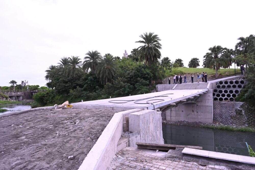 徐榛蔚會勘太平洋公園2工程進度 預計年底同步啟用 228 徐榛蔚會勘太平洋公園2工程進度 預計年底同步啟用 227