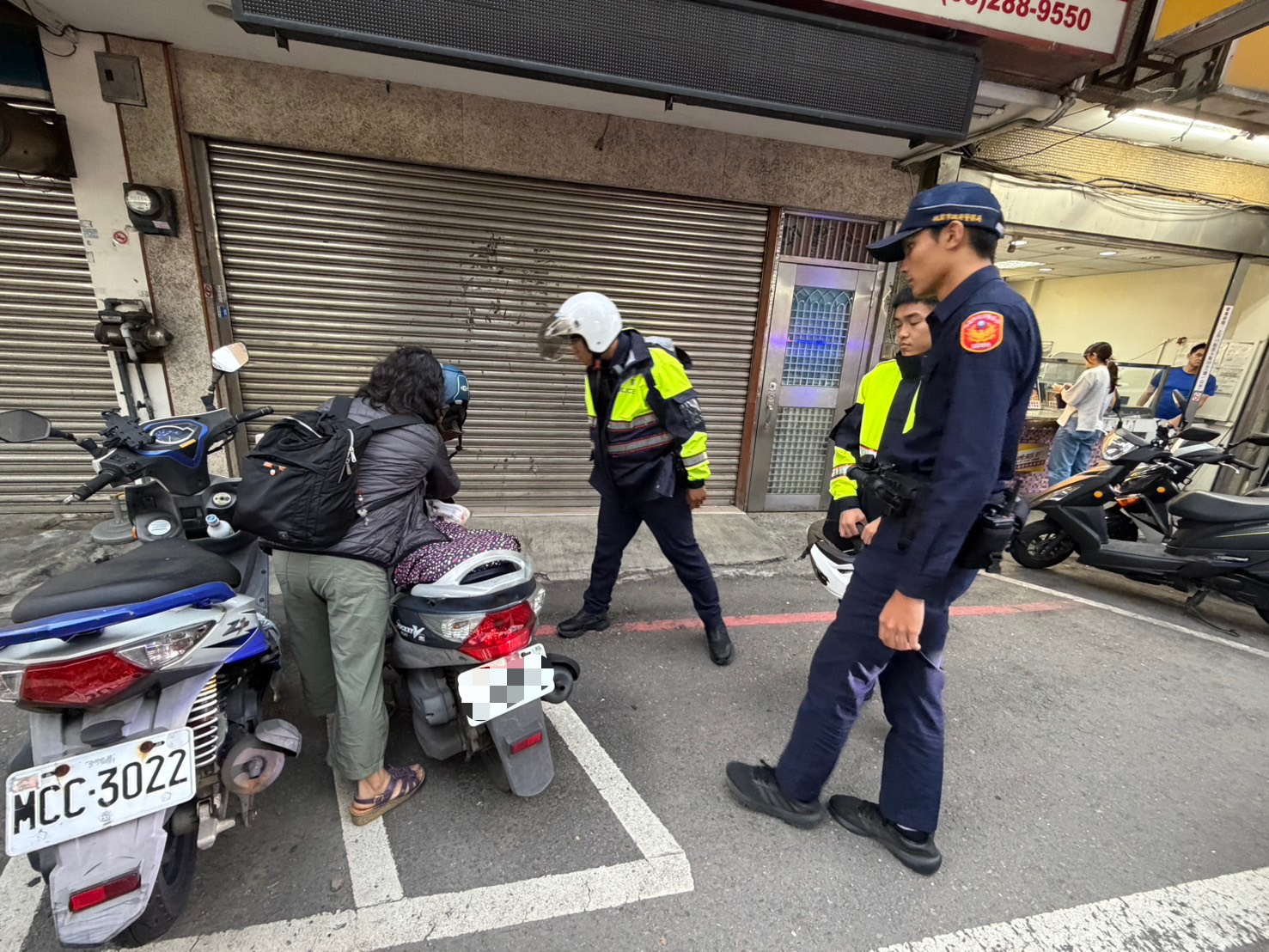 機車「消失」嚇壞婦人 楊梅警1招成功找回 S 77111372 0