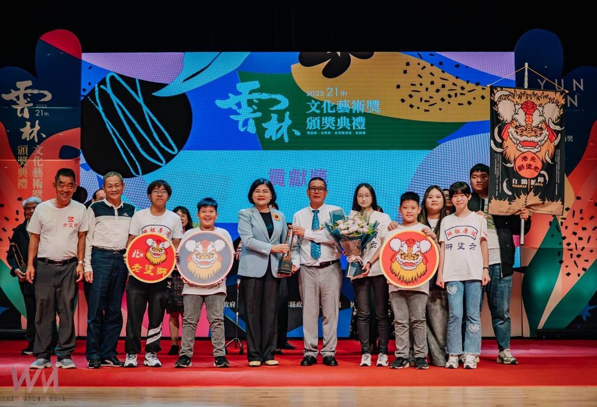 黃厚銘榮獲雲林縣文化藝術貢獻獎 北港老塗獅白鶴獅陣傳承精神再獲肯定 - https://www.watchmedia01.com